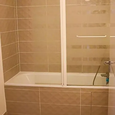 Apartament Proche De La Defense Et Paris